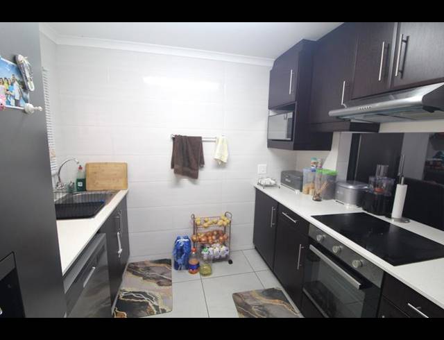 2 BEDROOM SIMPLEX FOR SALE IN ESCOMBE